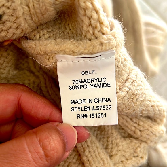 NWOT In Loom Knit Flower Sweater - Picture 6 of 7